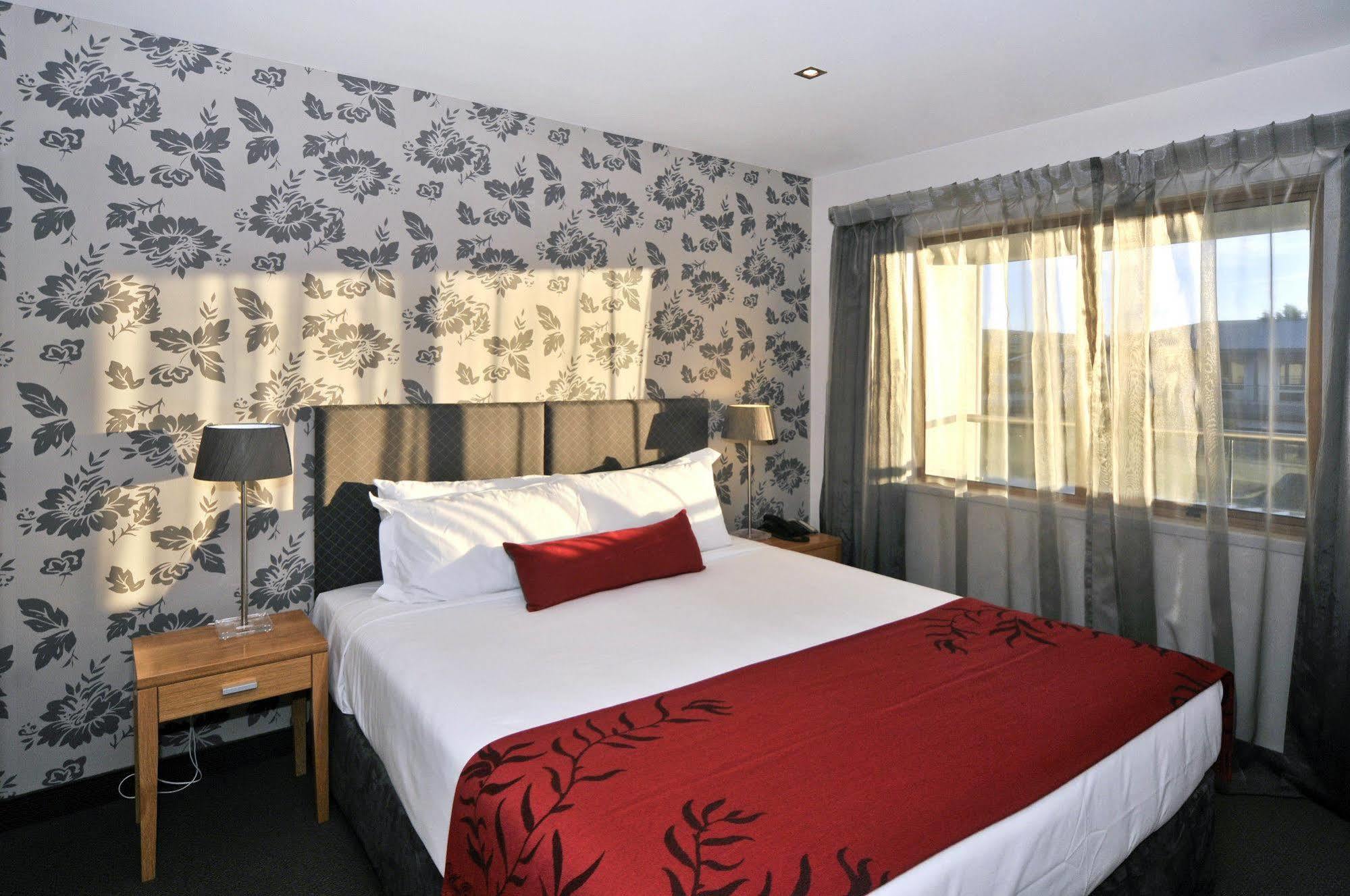 Wai Ora Lakeside Spa Resort Rotorua Rum bild