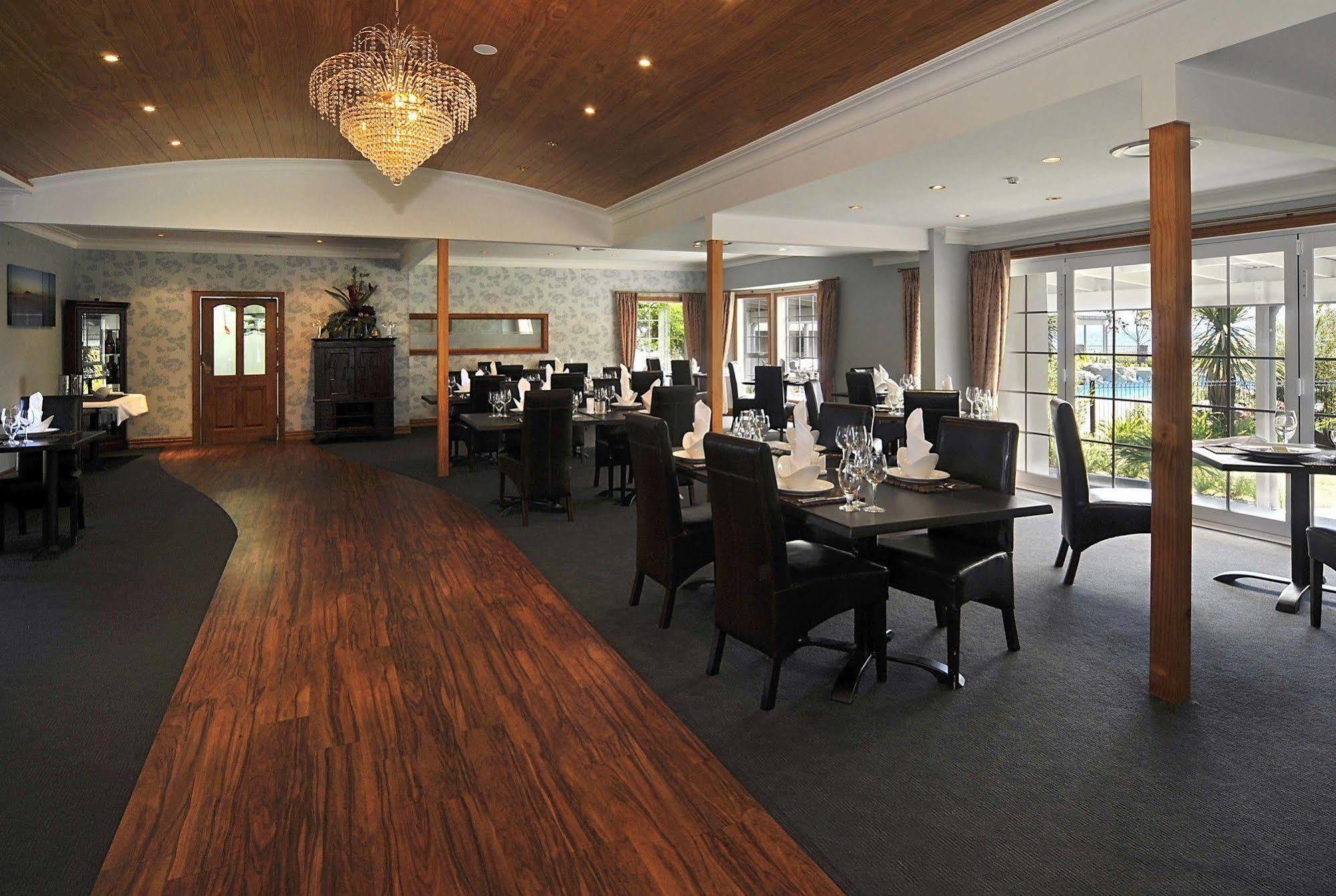 Wai Ora Lakeside Spa Resort Rotorua Exteriör bild